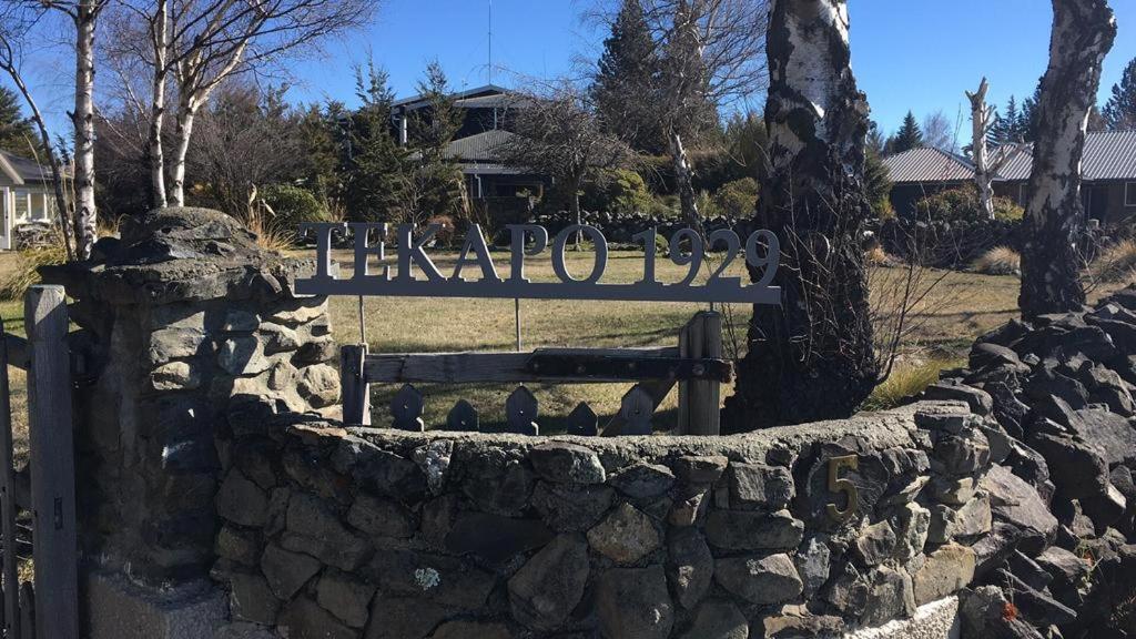 Tekapo1929 Lakefront Villa Lake Tekapo Bagian luar foto